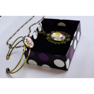 Macoto Takahashi 高橋真琴 anime Cabochon Bronze Necklace and Bracelet Set